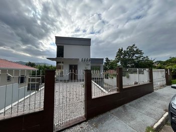 house em Rua Julio Teodoro Martins, Fundos - Biguaçu - SC