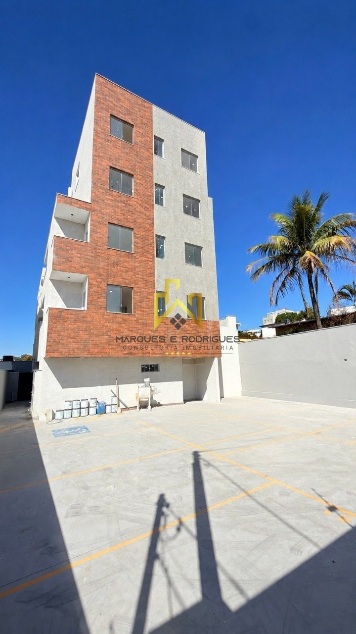 Apartamento com 2 quartos — Santa Branca, Belo Horizonte