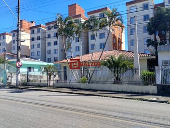 house em Rua Nove de Julho, Ipiranga - São José - SC