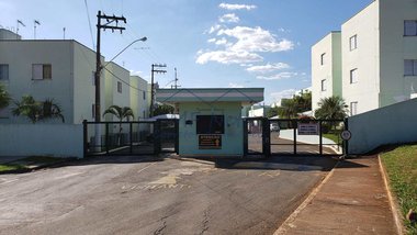 apartment em Rua Sebastião Silveira Franco, Vila Paulista - Pirassununga - SP