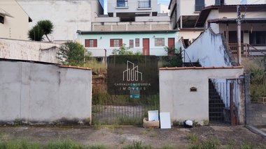 house em Avenida Júlio Pelegrinelli, Jardim Vitória V - Poços de Caldas - MG