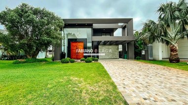 house em Rua Rio Jacuí, Centro - Xangri-Lá - RS