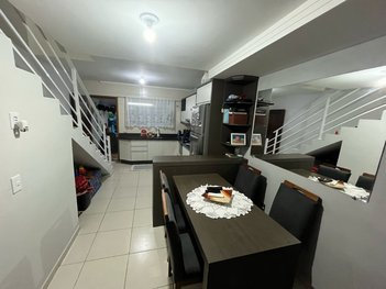 house em Rua José Antônio Soares Pereira, Parque Guarani - Joinville - SC