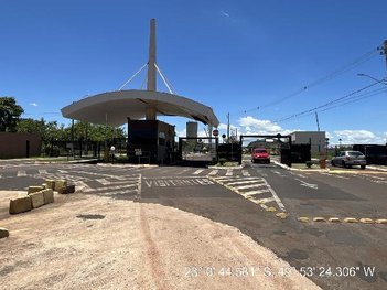 house em Rua Lauro Zimmermann Filho, Jardim Itamaraty - Ourinhos - SP