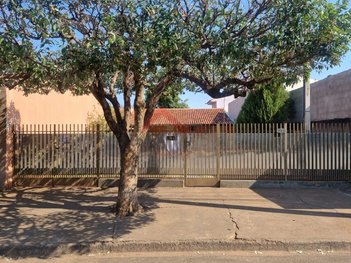 house em Rua Regente Feijó, Vila Mineira - Andradina - SP