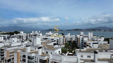 apartment em Rua João Meirelles, Abraão - Florianópolis - SC