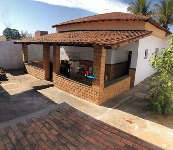 house em Rua Benedito Valadares, Centro - Sete Lagoas - MG