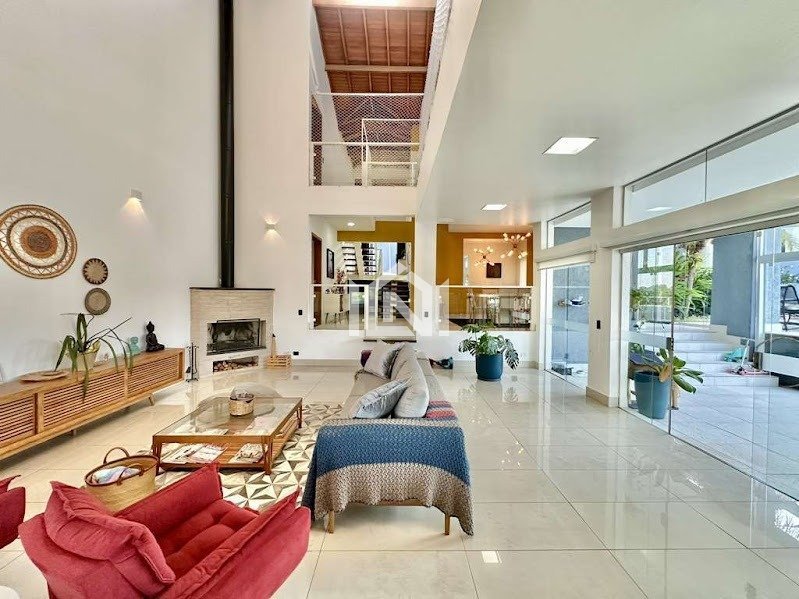 casa a venda no condominio fazendinha- salas