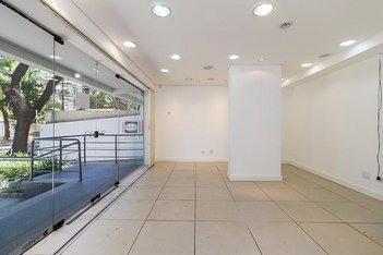 business em Avenida Silva Jardim, Água Verde - Curitiba - PR