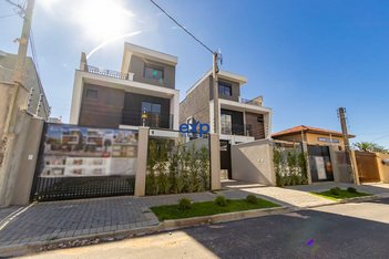 house em Rua Tucum, Uberaba - Curitiba - PR