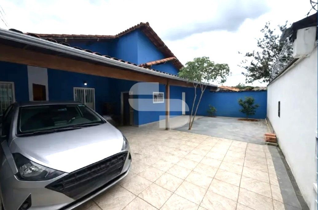 Casa com 3 quartos — Conjunto Celso Machado, Belo Horizonte