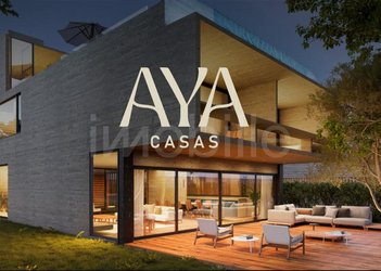 house em Avenida Rodesindo Pavan, Praia do Estaleiro - Balneário Camboriú - SC