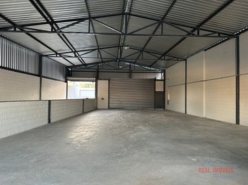 industrial em Rua João Samaha, São João Batista (Venda Nova) - Belo Horizonte - MG