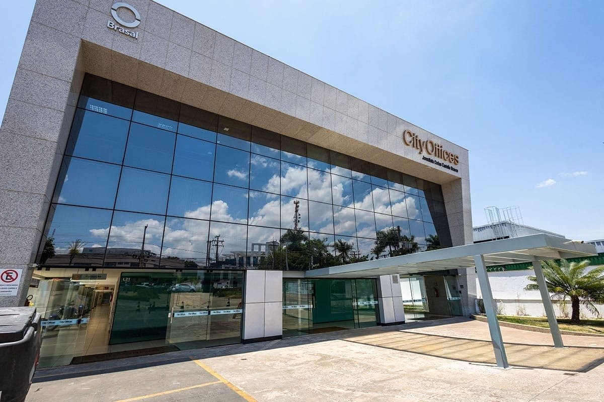 WhatsApp Image 2025-10-16 at 13.52