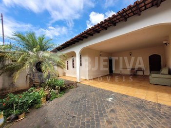 house em Rua Padre Américo Ceppi, Brasil - Uberlândia - MG