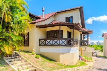 house em Avenida Vicente Monteggia, Cavalhada - Porto Alegre - RS
