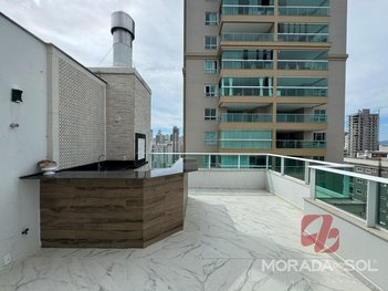 apartment em Rua 254, Meia Praia - Itapema - SC