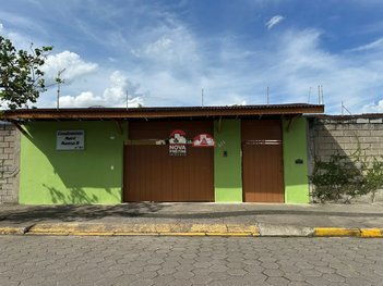 house em Avenida Paulo Ferraz da Silva Porto, Prainha - Caraguatatuba - SP