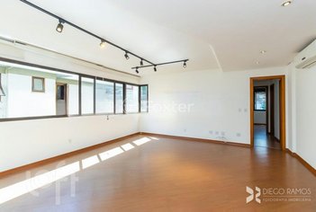 apartment em Rua Pedro Chaves Barcelos, Mont Serrat - Porto Alegre - RS