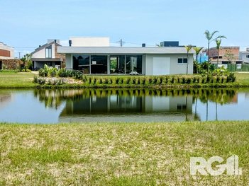 house em Avenida Alfieiro Zanardi, Torres - Torres - RS