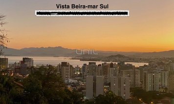 house em General Nestor Passos, Centro - Florianópolis - SC
