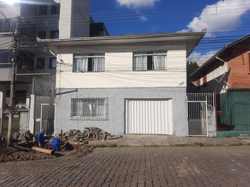 house em Rua Giacomo Battasini, Santa Catarina - Caxias do Sul - RS