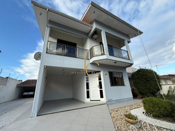 house em Rua Alesander Gustavo Cunha dos Santos, Rio Caveiras - Biguaçu - SC