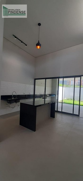 house em Rua Japão, Parque das Nações - Pindamonhangaba - SP