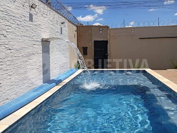 house em Rua Padre Américo Ceppi, Brasil - Uberlândia - MG