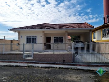 house em Rua Francisco Alves Mendes, Real Parque - São José - SC