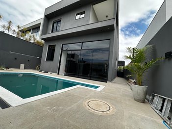 house em Avenida João XXIII, Jardim São Pedro - Mogi das Cruzes - SP