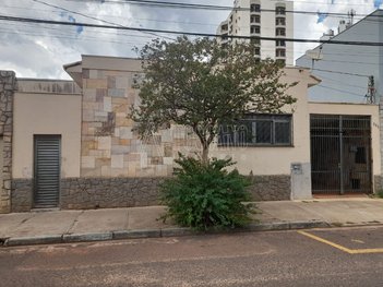 house em Avenida Dom Pedro II, Centro - Araraquara - SP