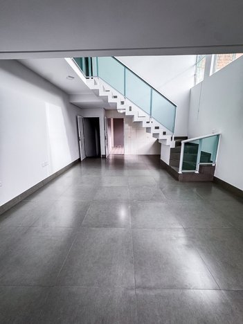 house em Rua Mar de Ross, Parque Ribeiro de Lima - Barueri - SP