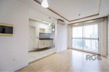 apartment em Rua Teotônia, Camaquã - Porto Alegre - RS