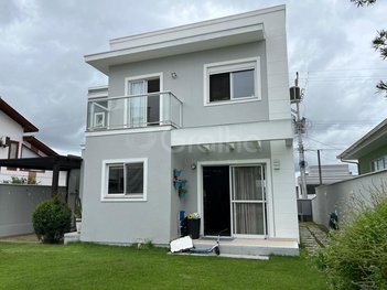 house em Rua Pedro Fernandes, Carianos - Florianópolis - SC