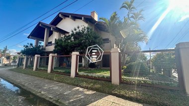 house em Rua da Várzea, Centro - Xangri-Lá - RS