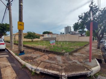 land_lot em Avenida Espanha, Centro - Araraquara - SP