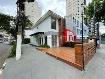 business em Alameda dos Nhambiquaras, Indianópolis - São Paulo - SP