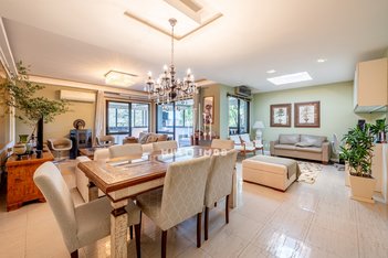 apartment em Rua Desembargador Moreno Loureiro Lima, Boa Vista - Porto Alegre - RS