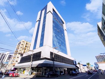 business em Rua Blumenau, América - Joinville - SC