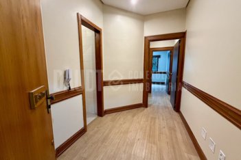 office em Rua Dona Laura, Rio Branco - Porto Alegre - RS