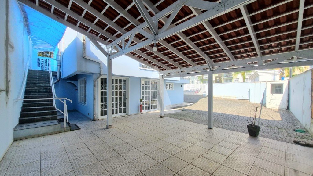 EXTERNA / VAGAS DE GARAGEM