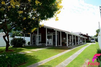 house em Largo Hippolito do Valle Pereira, Lagoa da Conceição - Florianópolis - SC