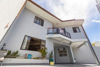 house em Rua Deputado João Leopoldo Jacomel, Pedro Moro - São José dos Pinhais - PR