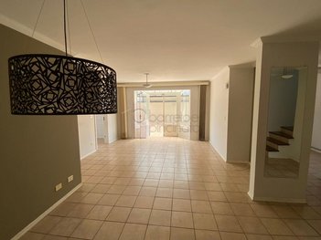 house em Avenida Anna de Souza Fioravanti, Jardim Novo Mundo - Jundiaí - SP