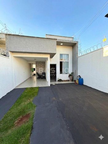 house em Avenida Iguatemi, Parque Itatiaia - Aparecida de Goiânia - GO