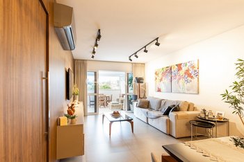 apartment em Avenida Doutor Nilo Peçanha, Chácara das Pedras - Porto Alegre - RS