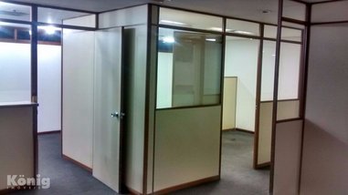 office em GENERAL VITORINO, Centro Histórico - Porto Alegre - RS