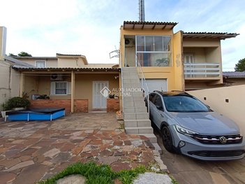 house em Rua Ramiro Barcelos, São José - Canoas - RS