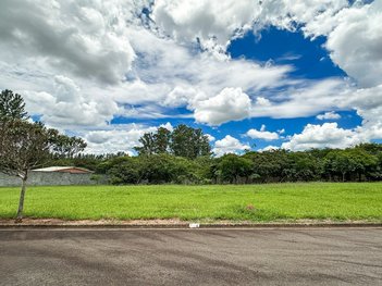 land_lot em Rua Tiradentes, Centro - Rio das Pedras - SP